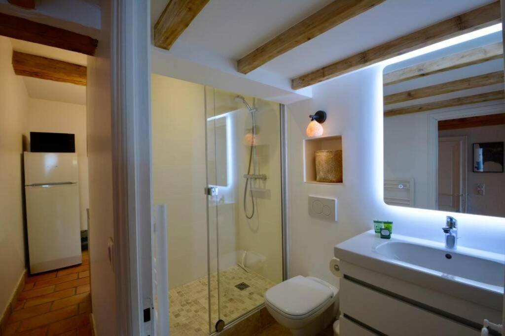The Sea Apartment 2 - Sea View On The Ramparts Of Old Town Antibes Exterior foto